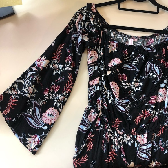 Floral romper - Picture 3 of 3